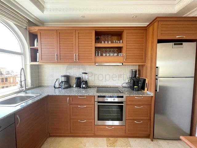 2+1 apartment with panoramic mountain views in Tosmur area