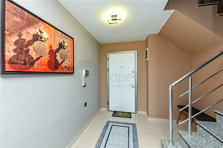 Furnished 2+1 penthouse just 200 meters from the sea