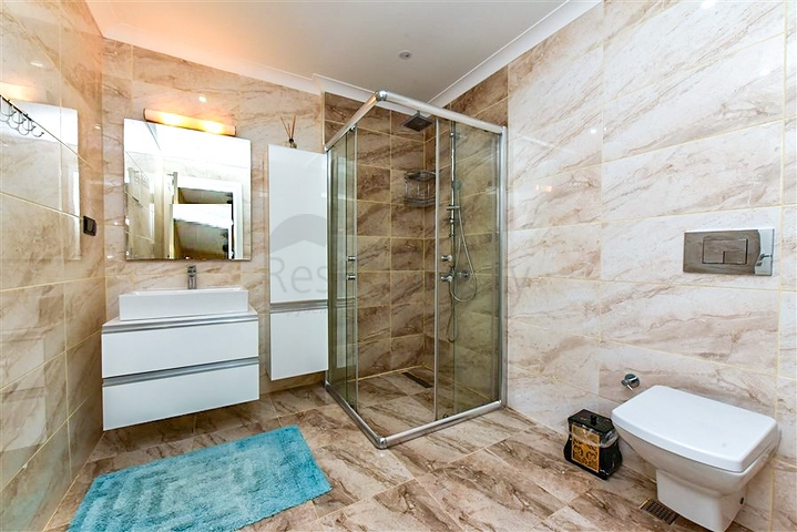 Furnished 2+1 penthouse just 200 meters from the sea