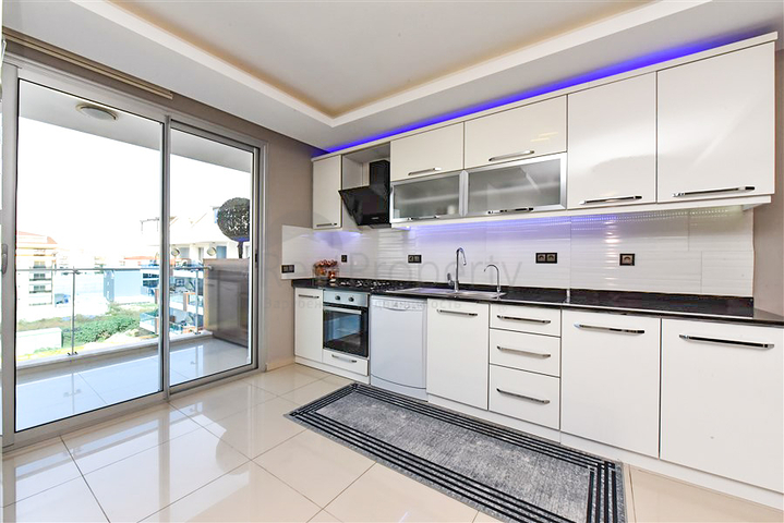 Furnished 2+1 penthouse just 200 meters from the sea