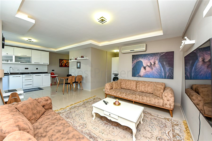 Furnished 2+1 penthouse just 200 meters from the sea