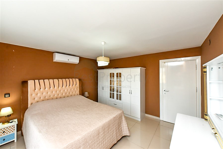 Furnished 2+1 penthouse just 200 meters from the sea