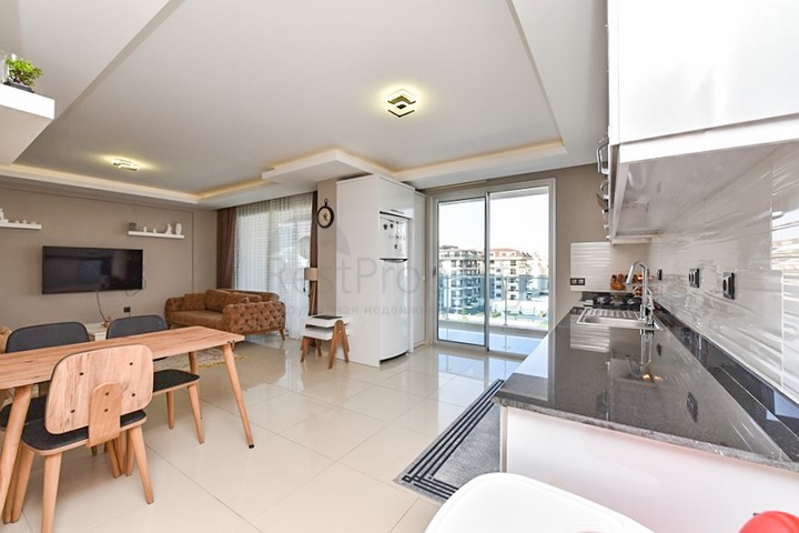 Furnished 2+1 penthouse just 200 meters from the sea
