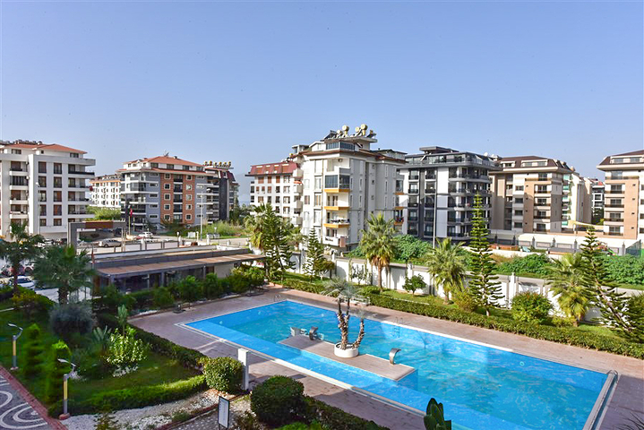 Furnished 2+1 penthouse just 200 meters from the sea