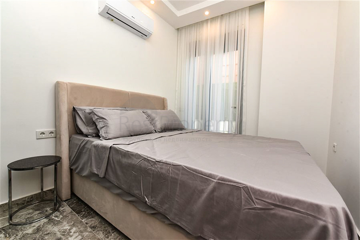 One-bedroom apartment with access to the garden in the center of Alanya