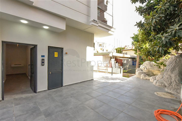 One-bedroom apartment with access to the garden in the center of Alanya