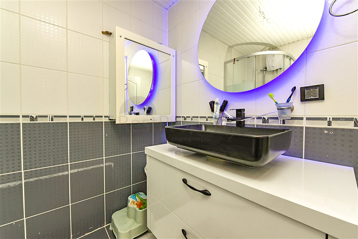 2+1 apartment for a large family in Tosmur district 