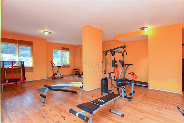 2+1 apartment for a large family in Tosmur district 