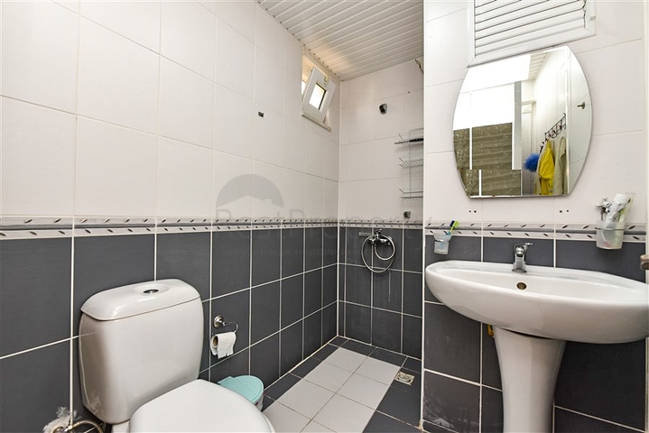 2+1 apartment for a large family in Tosmur district 