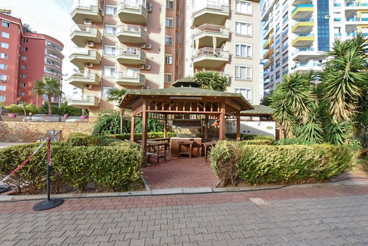 2+1 apartment for a large family in Tosmur district 