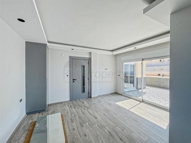 Large apartment with stunning views of the Mediterranean Sea