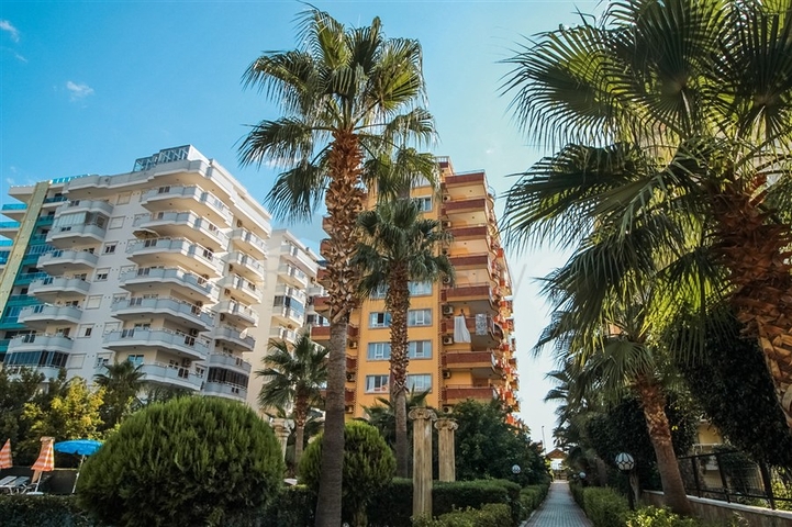 Large apartment with stunning views of the Mediterranean Sea