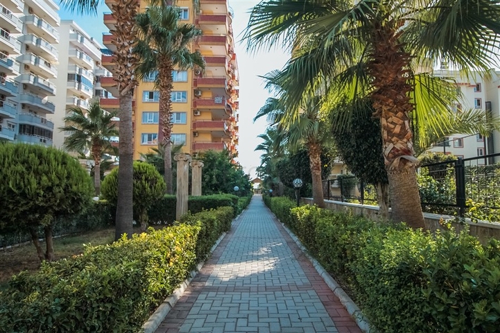 Large apartment with stunning views of the Mediterranean Sea