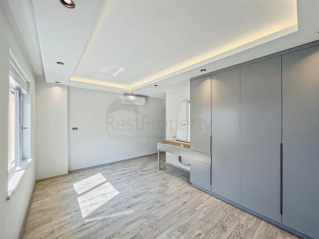 Large apartment with stunning views of the Mediterranean Sea