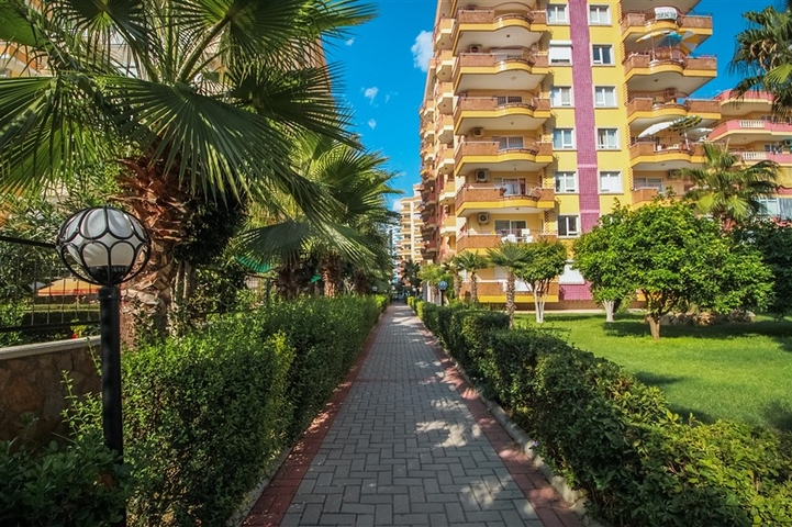Large apartment with stunning views of the Mediterranean Sea