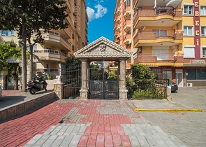 Large apartment with stunning views of the Mediterranean Sea