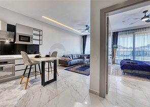 Apartment on the first coastline in a premium class complex