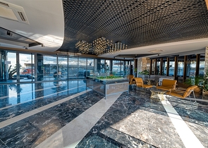 Apartment on the first coastline in a premium class complex