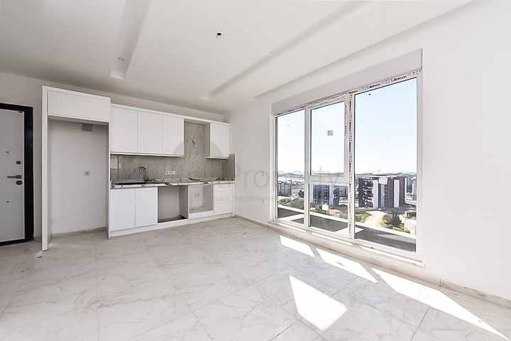 1+1 apartment in a new complex in Avsallar district