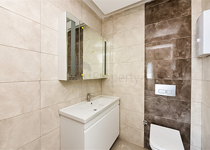 1+1 apartment in a new complex in Avsallar district