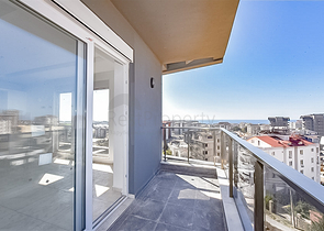 1+1 apartment in a new complex in Avsallar district