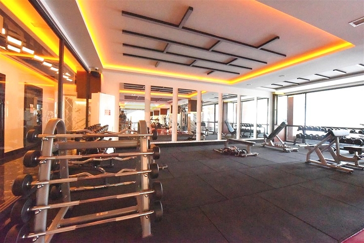 One-bedroom furnished apartment in a new complex in Mahmutlar