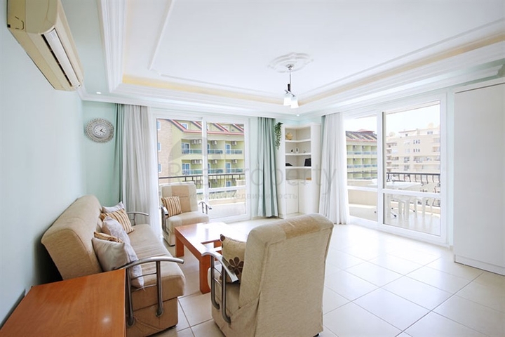 Apartment 2+1 350 m from the sea