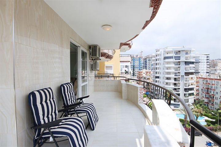 Apartment 2+1 350 m from the sea