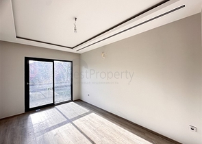 Spacious 4+1 penthouse in Oba district