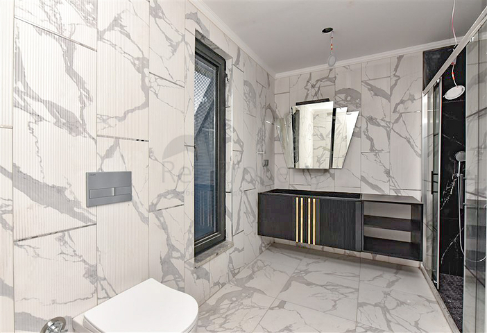 Large 4+1 penthouse in Oba district