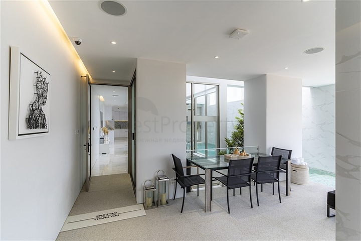 Bangtao Villa Complex