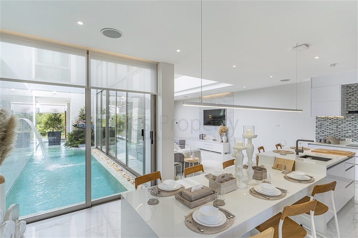 Bangtao Villa Complex