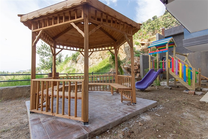 Furnished 1+1 apartment on Cleopatra beach