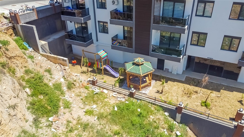 Furnished 1+1 apartment on Cleopatra beach