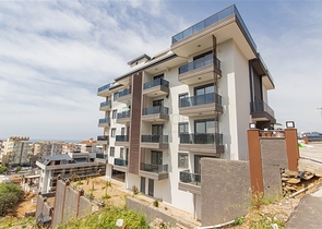 Furnished 1+1 apartment on Cleopatra beach