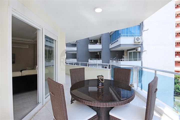 2+1 apartment in the popular area of Mahmutlar