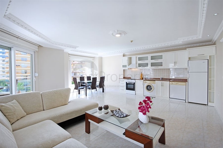 2+1 apartment in the popular area of Mahmutlar