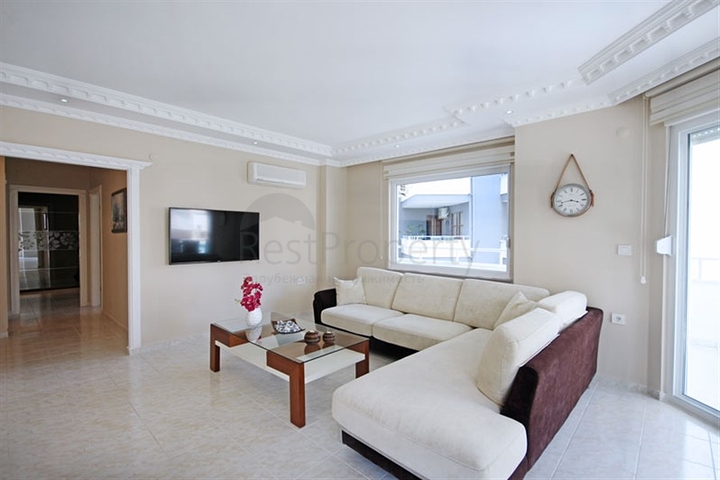 2+1 apartment in the popular area of Mahmutlar