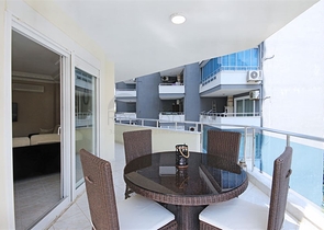 2+1 apartment in the popular area of Mahmutlar