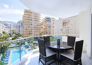 2+1 apartment in the popular area of Mahmutlar
