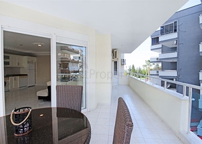 2+1 apartment in the popular area of Mahmutlar