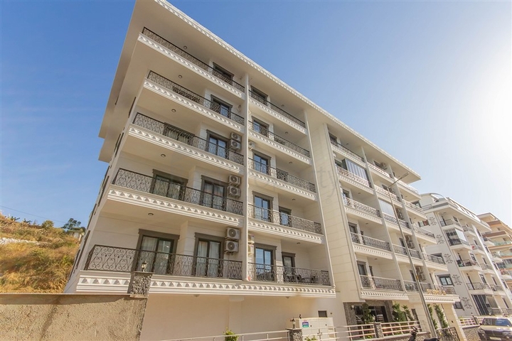 1+1 apartment 500 m from the sea in Mahmutlar district