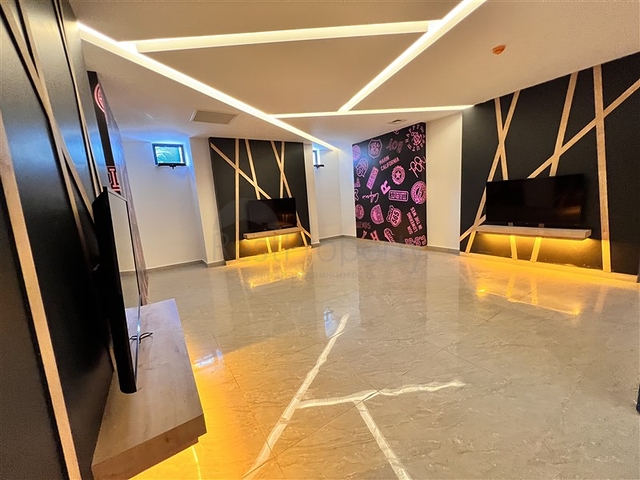 1+1 apartment with mountain view in a modern complex