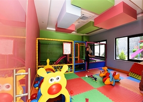 1+1 apartment with mountain view in a modern complex