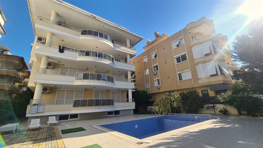 5+1 penthouse in the center of Alanya Oba district