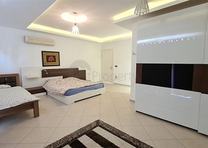 5+1 penthouse in the center of Alanya Oba district