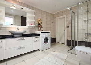 5+1 penthouse in the center of Alanya Oba district