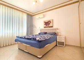 5+1 penthouse in the center of Alanya Oba district