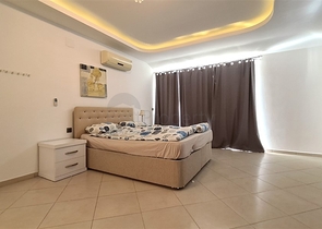 5+1 penthouse in the center of Alanya Oba district
