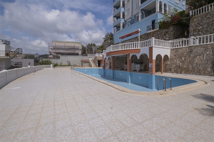 2+1 apartment in a residential complex in Konakli district